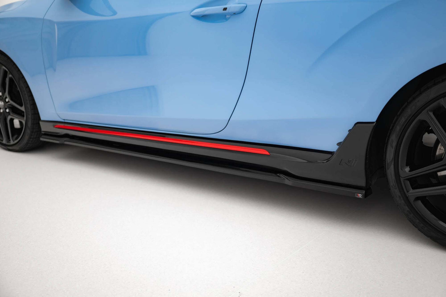 Praguri portiere Maxton Design pentru Hyundai Veloster N (2018-2022), negru lac
