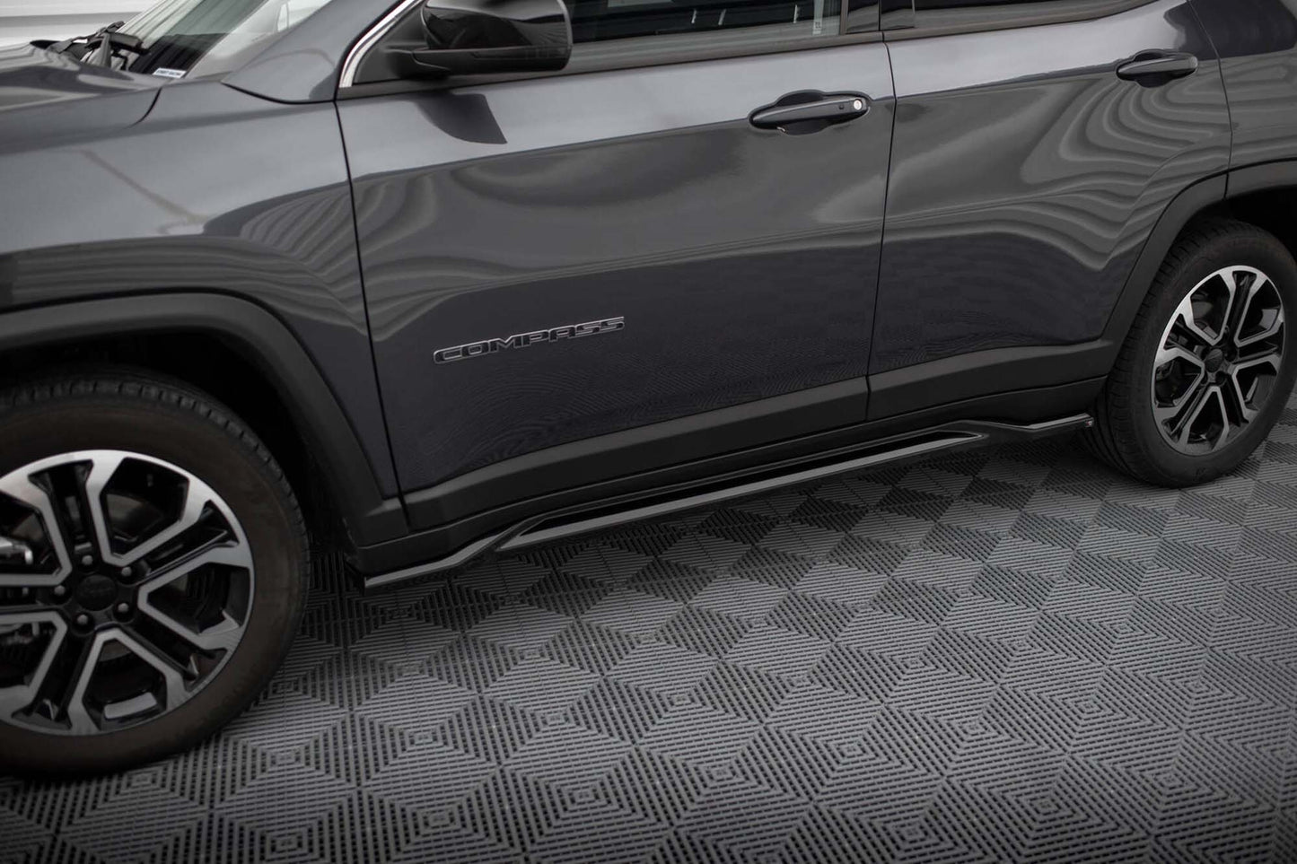 Praguri usi Maxton Design pentru Jeep Compass Limited (dupa 2021), negru lacuit