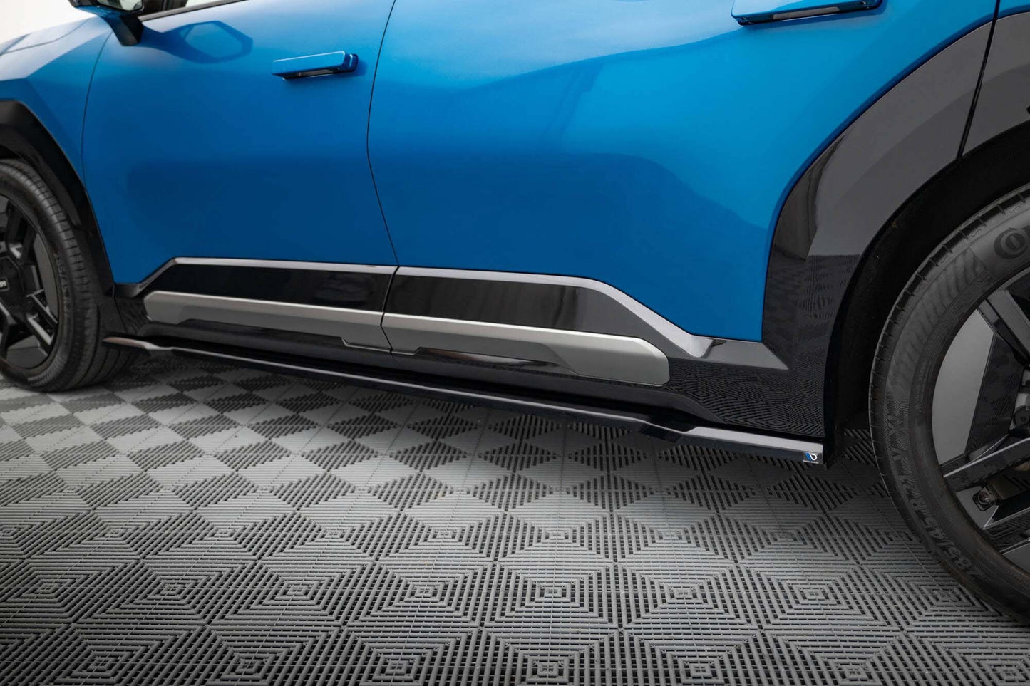 Maxton Design praguri pentru Kia EV9 GT-Line (2023+), negru lucios