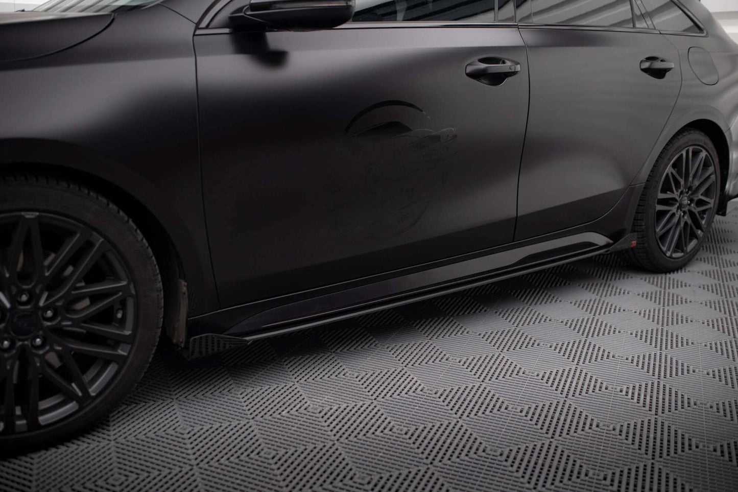 Praguri Maxton Design pentru Kia Pro Ceed, Ceed GT (2022-), negru mat