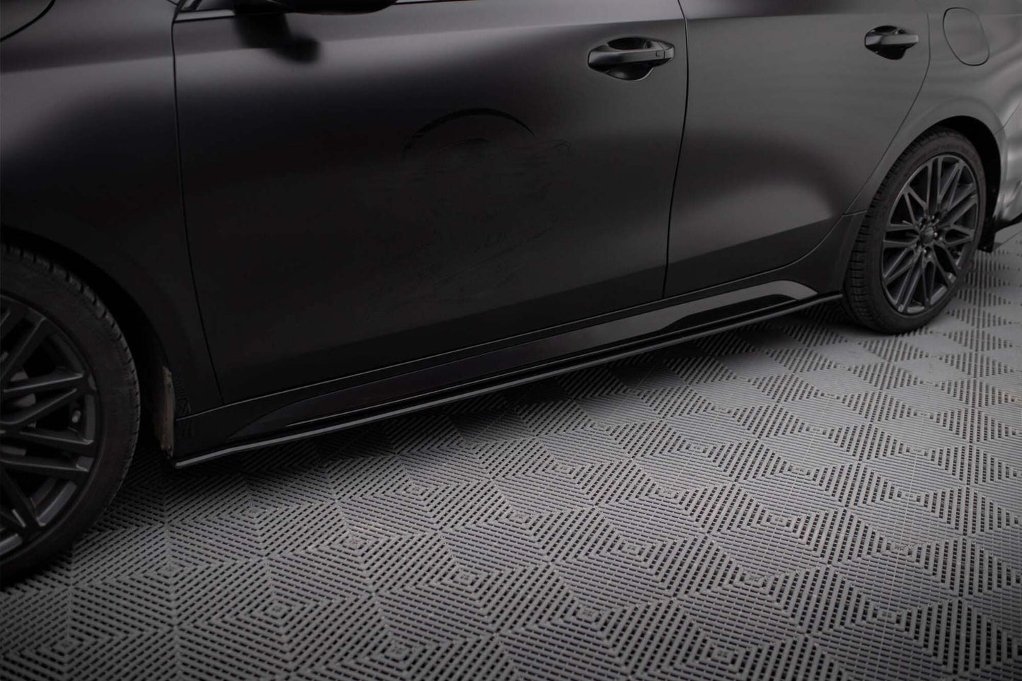 Praguri Maxton Design pentru Kia Pro Ceed, Ceed GT (2022-), negru mat