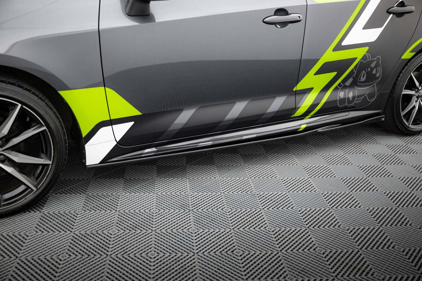 Maxton Design side skirts for Toyota Corolla GR Sport station wagon (2019-2023), gloss black