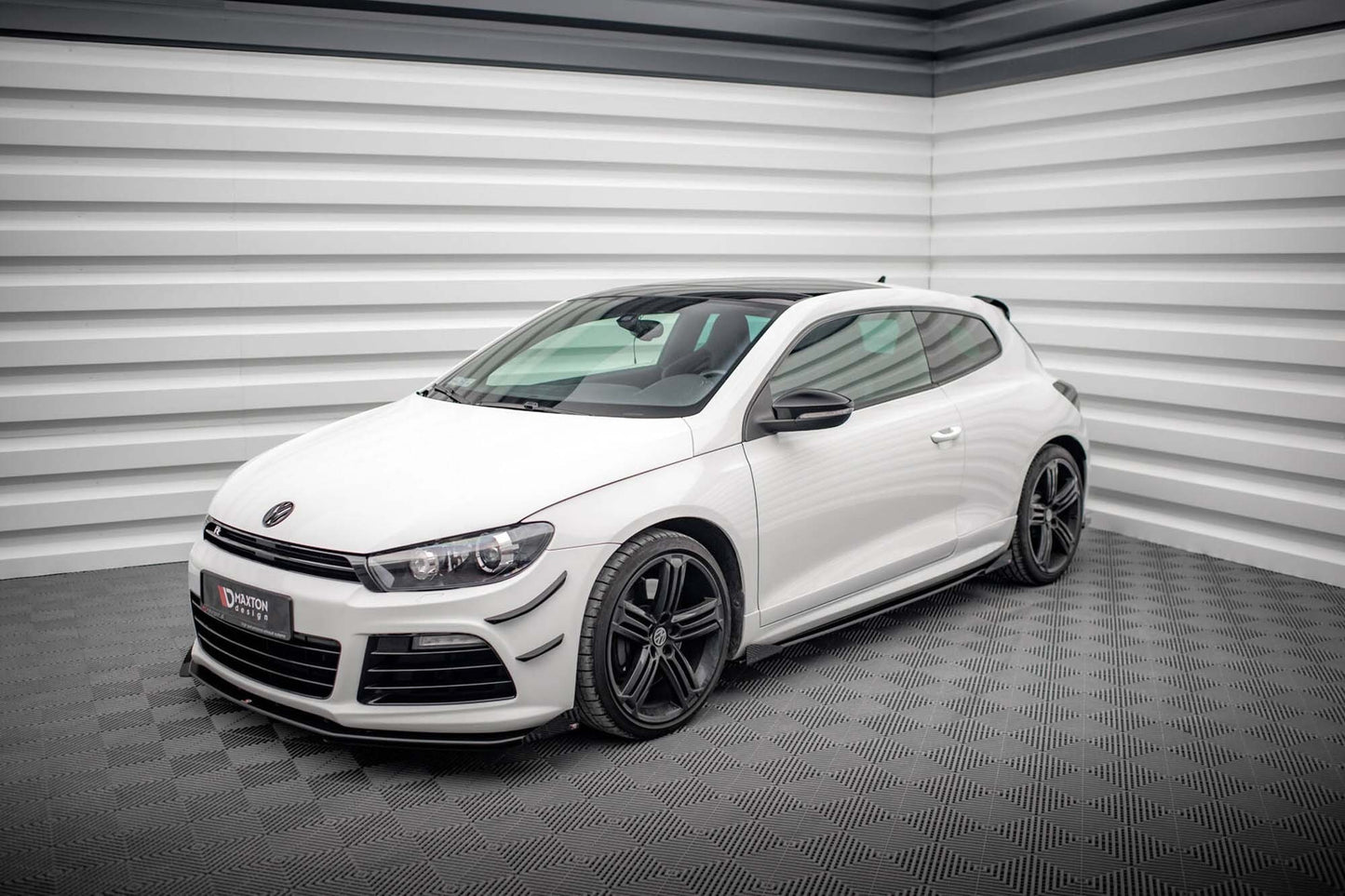 Praguri Maxton Design pentru portiere Volkswagen Scirocco R 2008-2014, negru mat