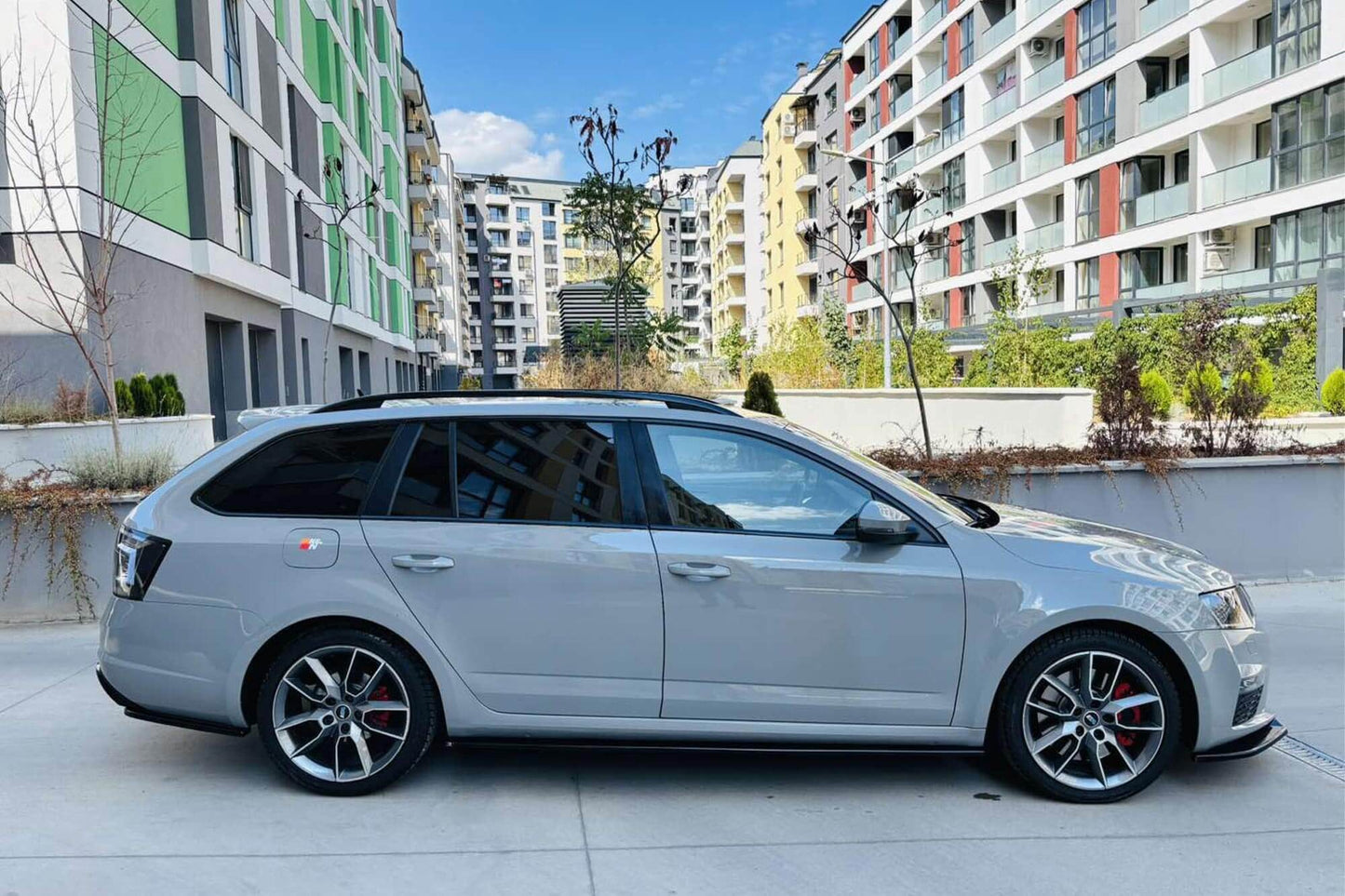 Maxton Design RS side skirt diffusers for Skoda Octavia hatchback/wagon (2013-2019), gloss black
