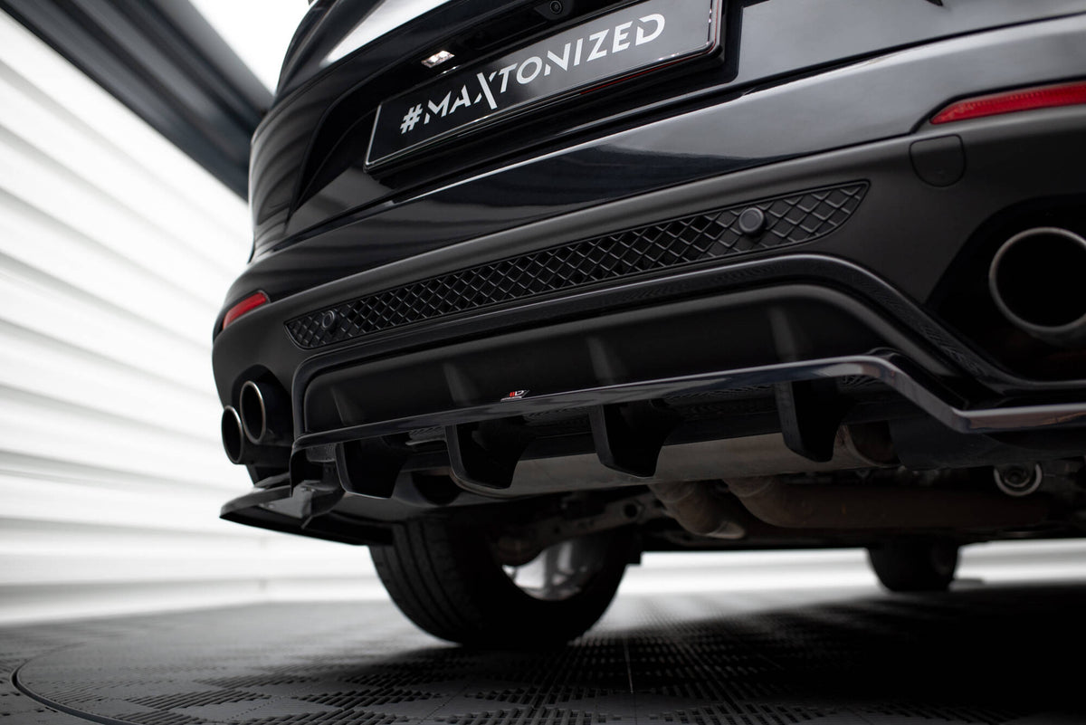 Splitter spate cu bare verticale pentru Alfa Romeo Stelvio Quadrifoglio Mk1 (dupa 2016)