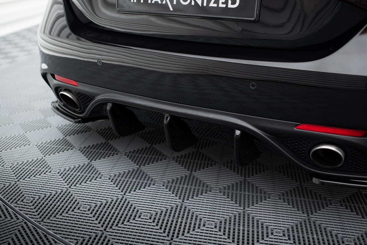 Spoiler portbagaj Maxton Design tip aripă din fibră de carbon cu stop LED pentru BMW Seria 5 G30 Sedan / M5 F90 Sedan (2017-2024)