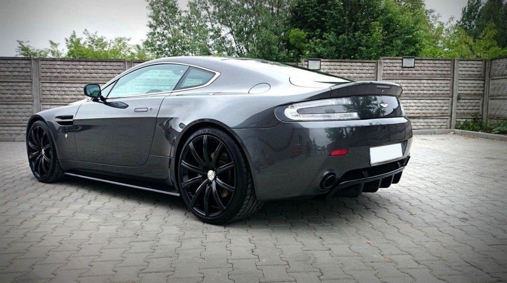 Praguri laterale pentru Aston Martin V8 Vantage (2005-2011)