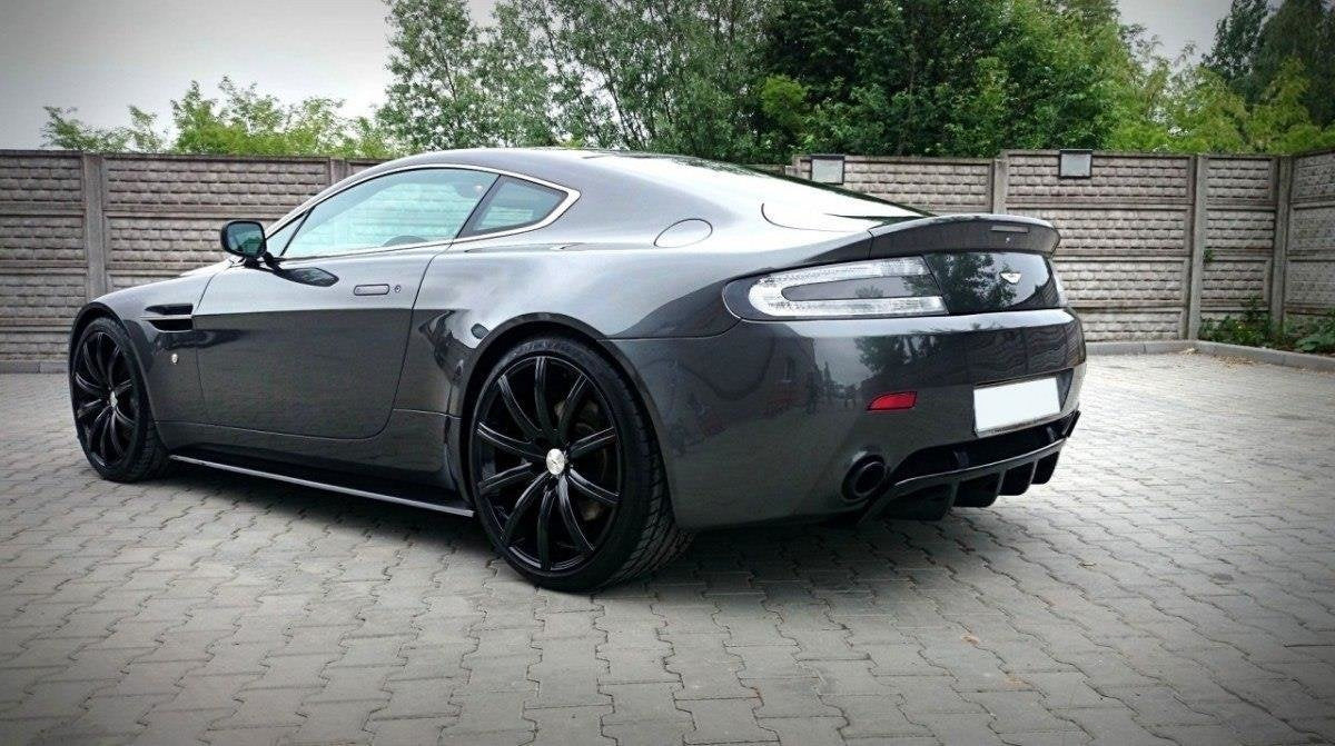 Praguri laterale pentru Aston Martin V8 Vantage (2005-2011)