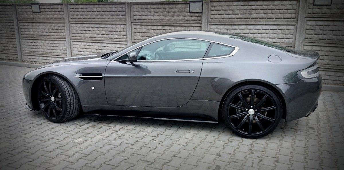 Praguri laterale pentru Aston Martin V8 Vantage (2005-2011)