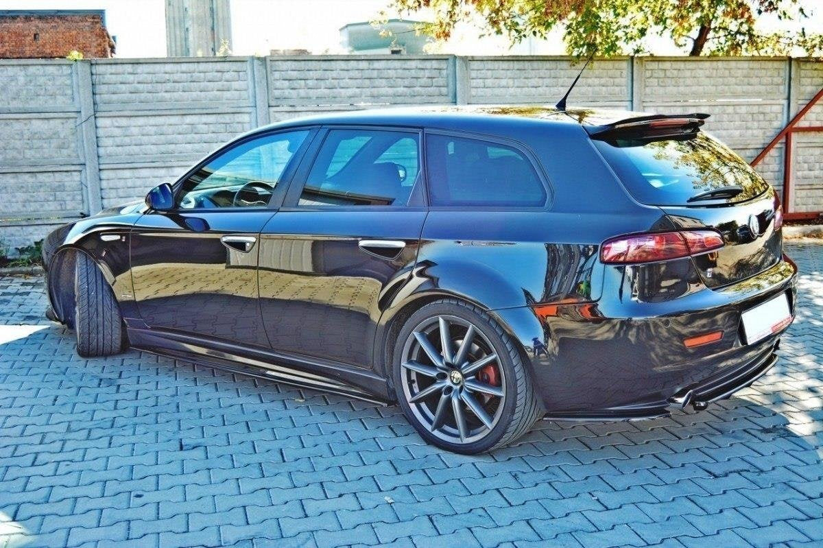 Spoiler portbagaj Maxton Design tip aripă din fibră de carbon cu stop LED pentru BMW Seria 5 G30 Sedan / M5 F90 Sedan (2017-2024)
