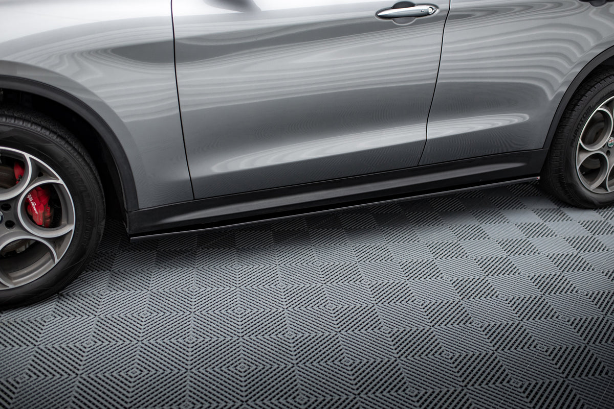 Spoiler portbagaj Maxton Design tip aripă din fibră de carbon cu stop LED pentru BMW Seria 5 G30 Sedan / M5 F90 Sedan (2017-2024)