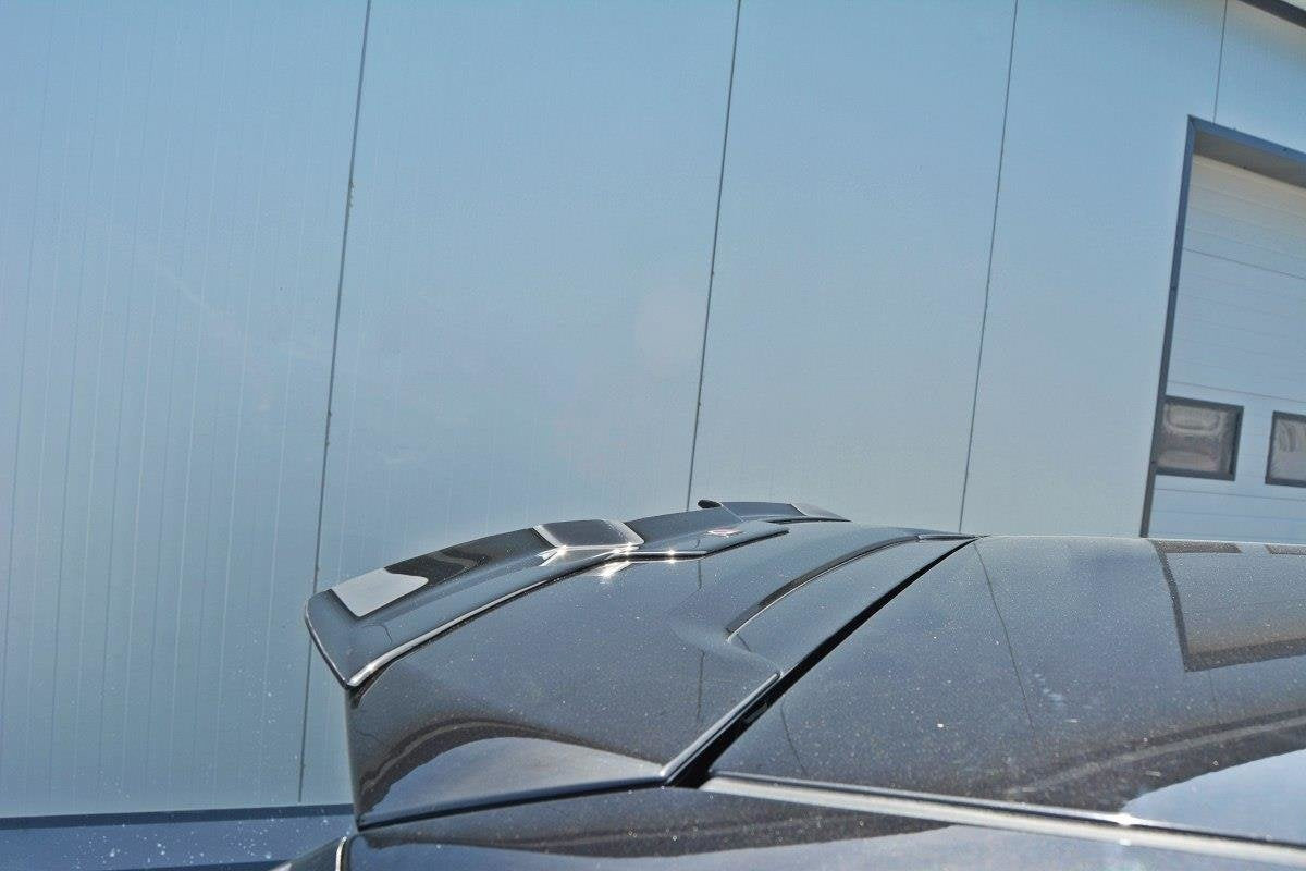 Spoiler portbagaj Maxton Design tip aripă din fibră de carbon cu stop LED pentru BMW Seria 5 G30 Sedan / M5 F90 Sedan (2017-2024)