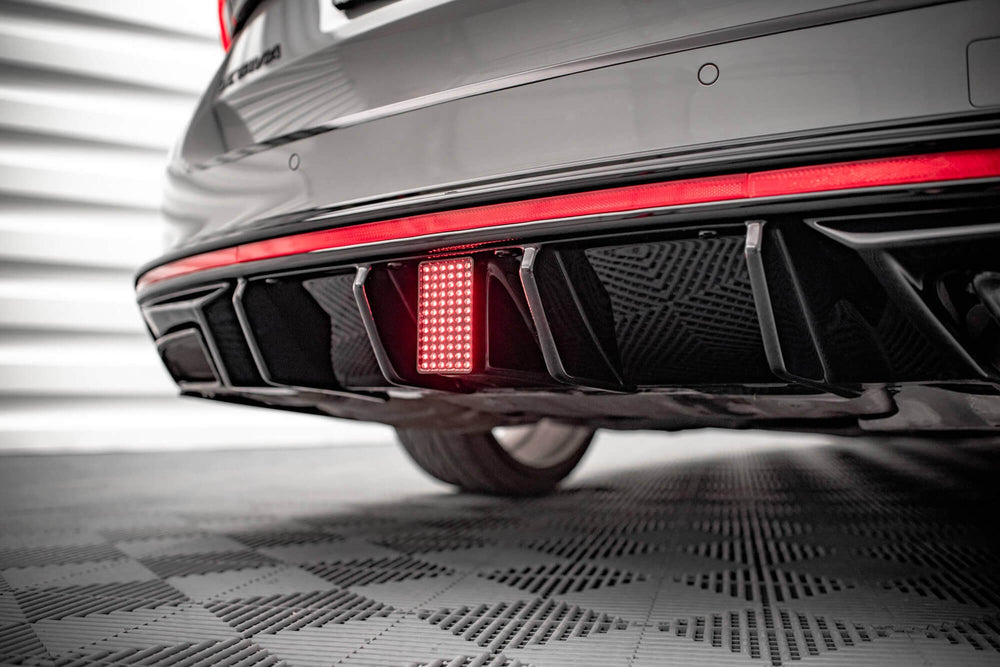 LED Stop light pentru montaj in difuser Maxton Design pentru Skoda Octavia RS (dupa 2020), negru lucios