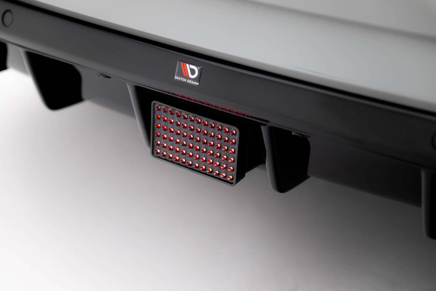 LED brake light for installation in Maxton Design diffuser for Skoda Superb Liftback, station wagon (2015-2019), gloss black