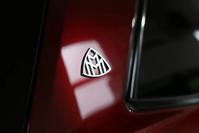 Change emblems /item