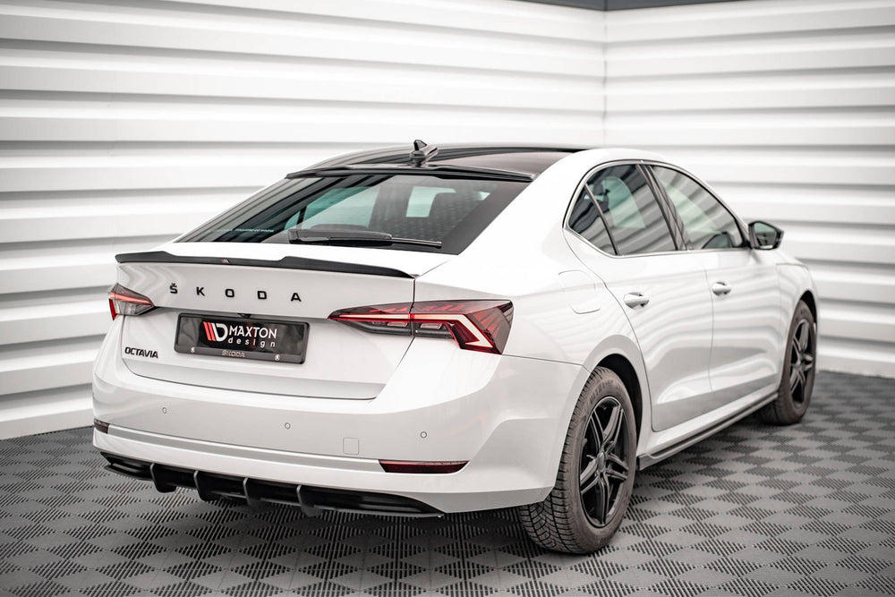 Maxton Design parasolar pentru luneta Skoda Octavia hatchback (dupa 2019), culoare carbon