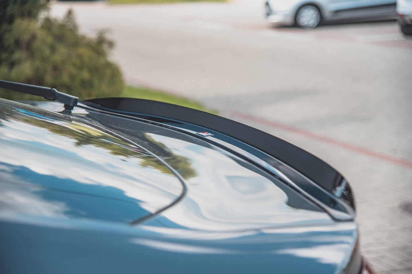 Spoiler portbagaj Maxton Design pentru Ford Mondeo hatchback (2019-), culoare carbon