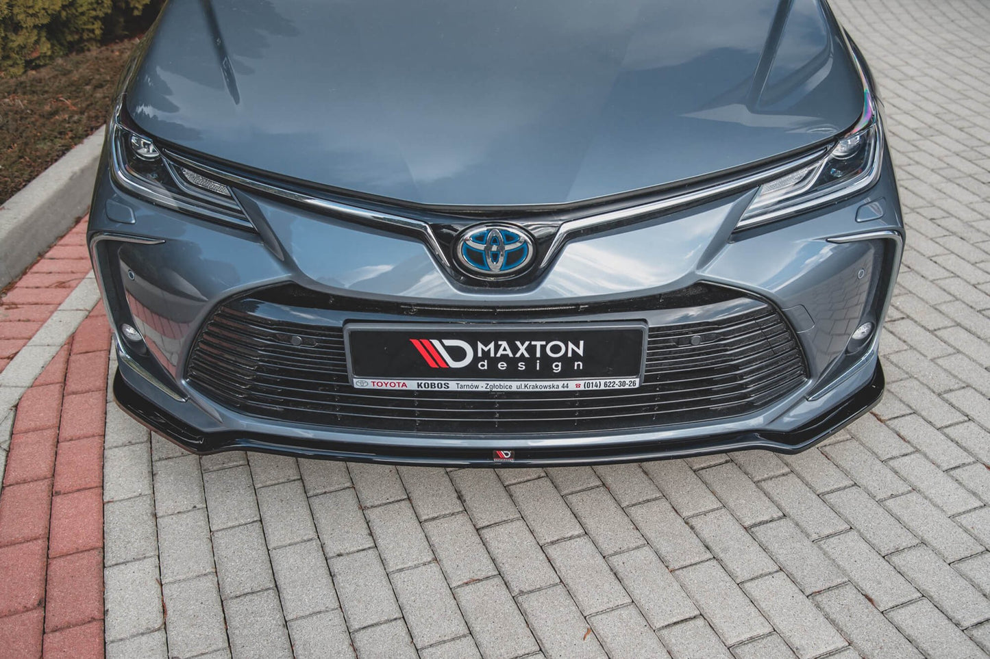 Spoiler frontal Maxton Design pentru Toyota Corolla sedan (2019-), negru lucios