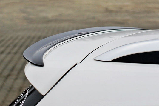 Spoiler Maxton Design tip R-Line pentru portbagajul VW Passat B7 station wagon (2010-2014), negru mat