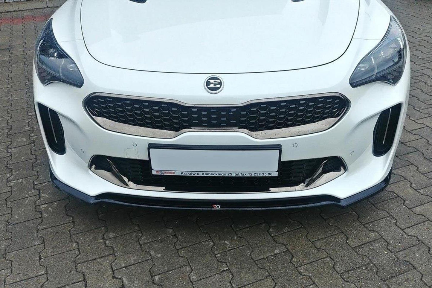 Maxton Design spoiler frontal versiunea 1 pentru bara față Kia Stinger GT (2017+), negru lucios