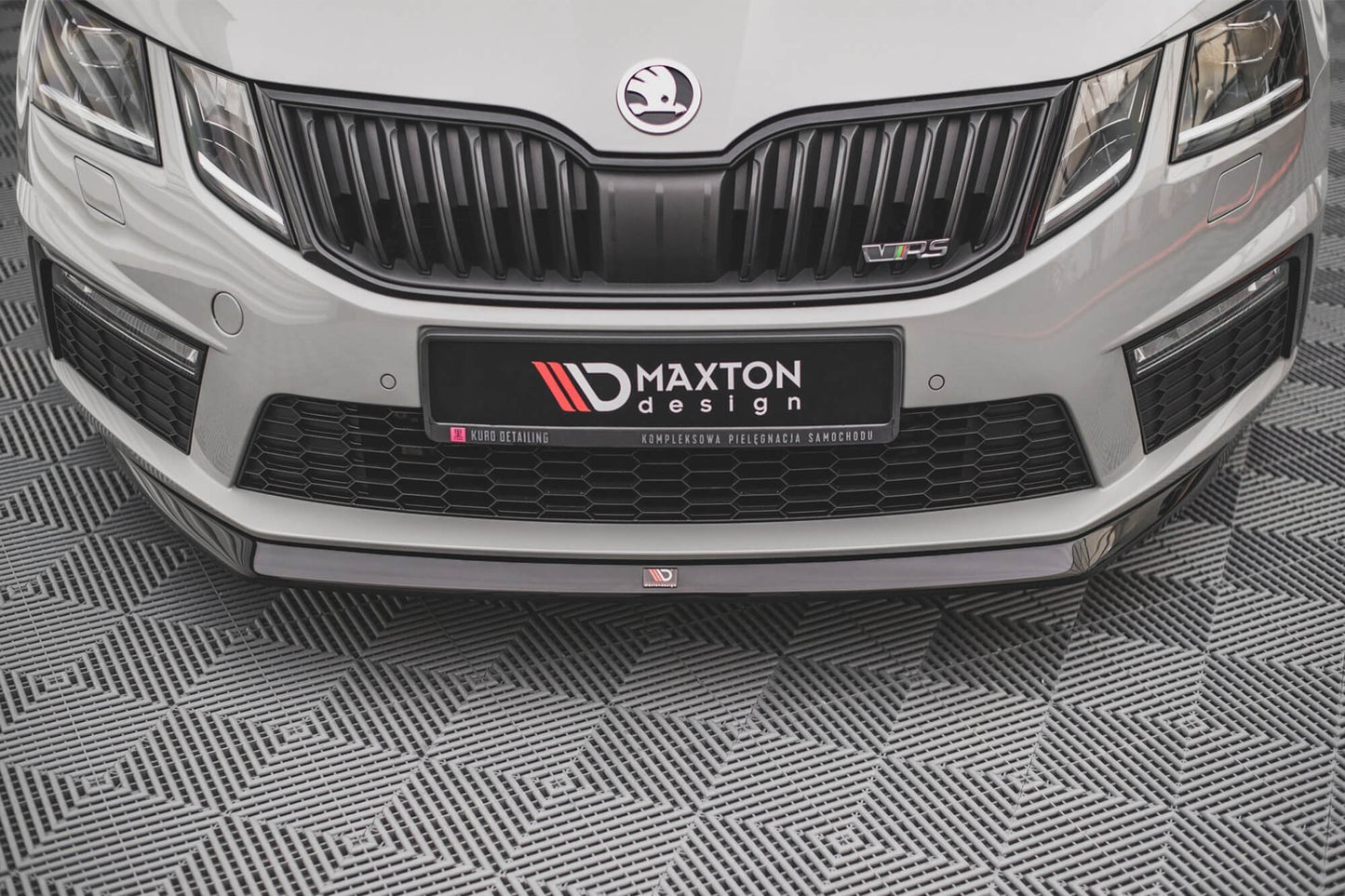 Front spoiler Maxton Design version 1 for Skoda Octavia (2016-2019) RS front bumper, gloss black