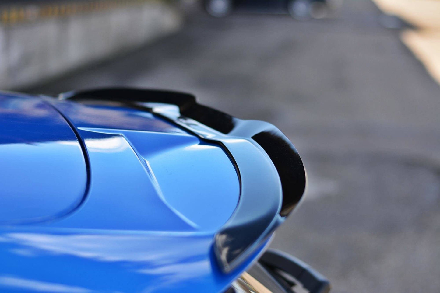 Spoiler Maxton Design versiunea 1 tip ST-Line pentru portbagajul Ford Focus hatchback (2018-), negru mat