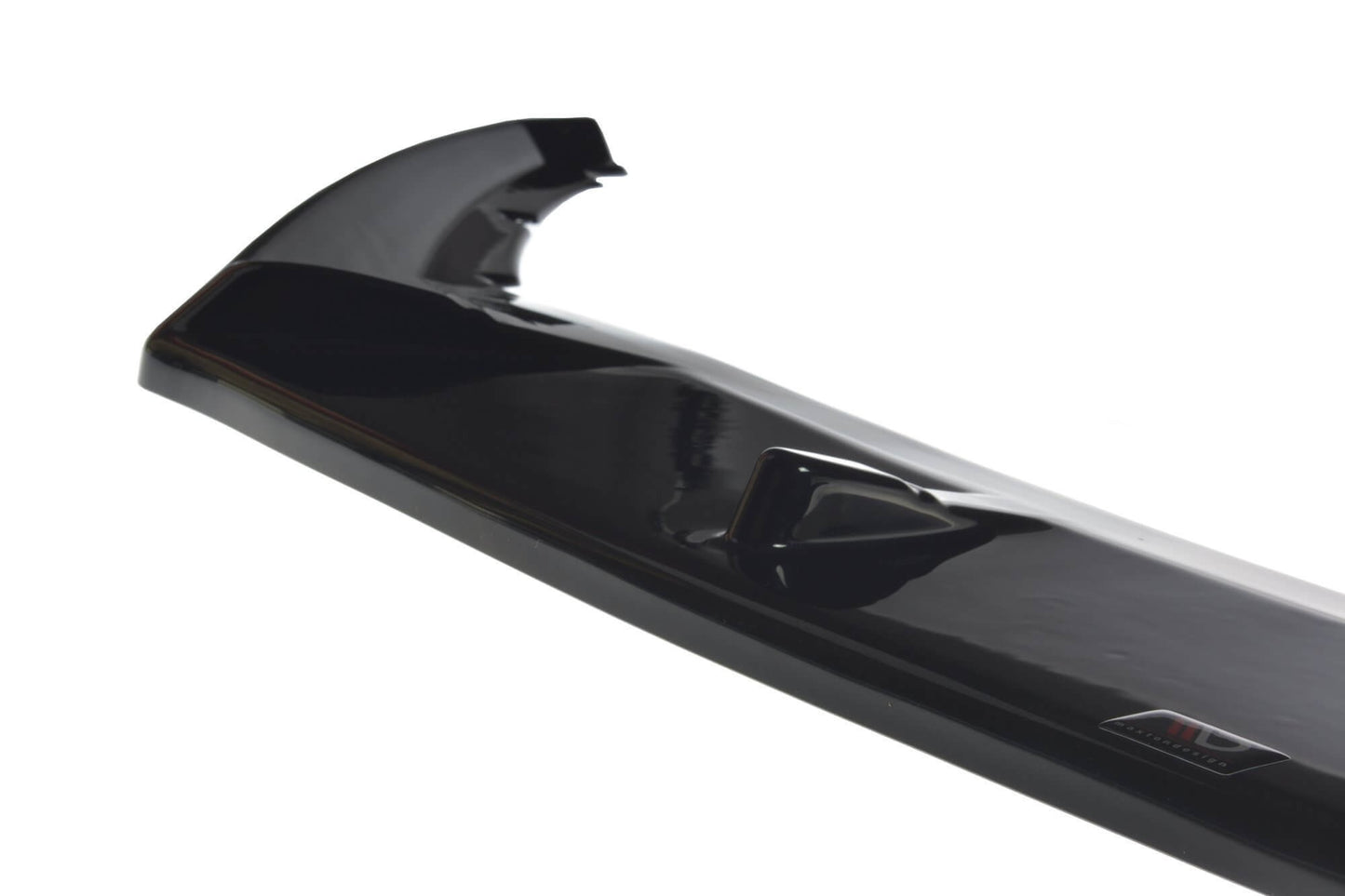 Spoiler Maxton Design versiunea 2 pentru bara față Skoda Superb după 2019, negru lucios