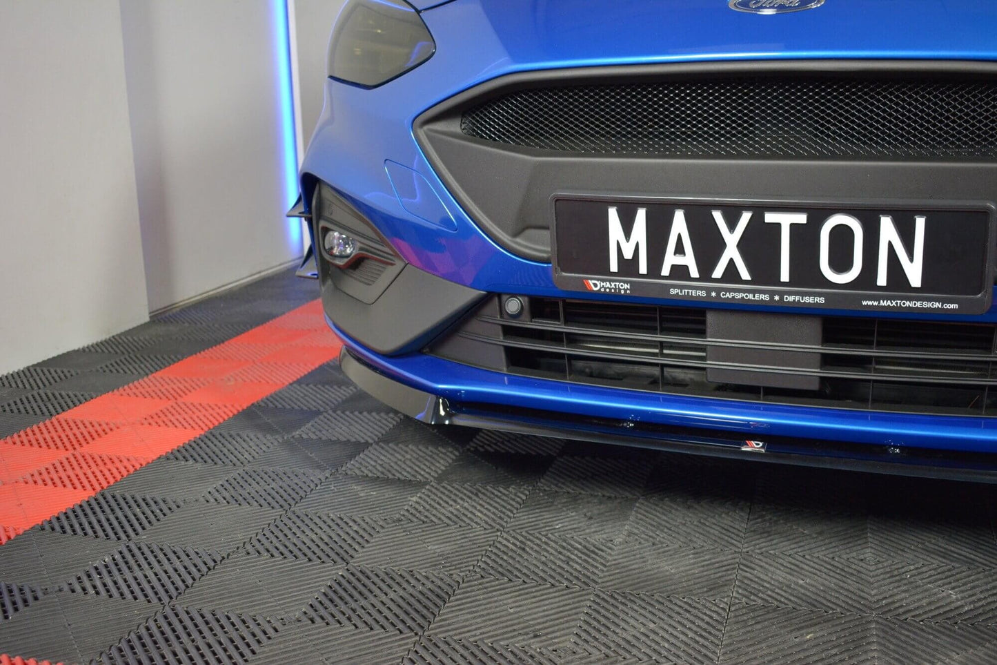 Splitter Maxton Design versiunea 2 pentru bara față ST/ST-Line a Ford Focus (2018-), negru mat
