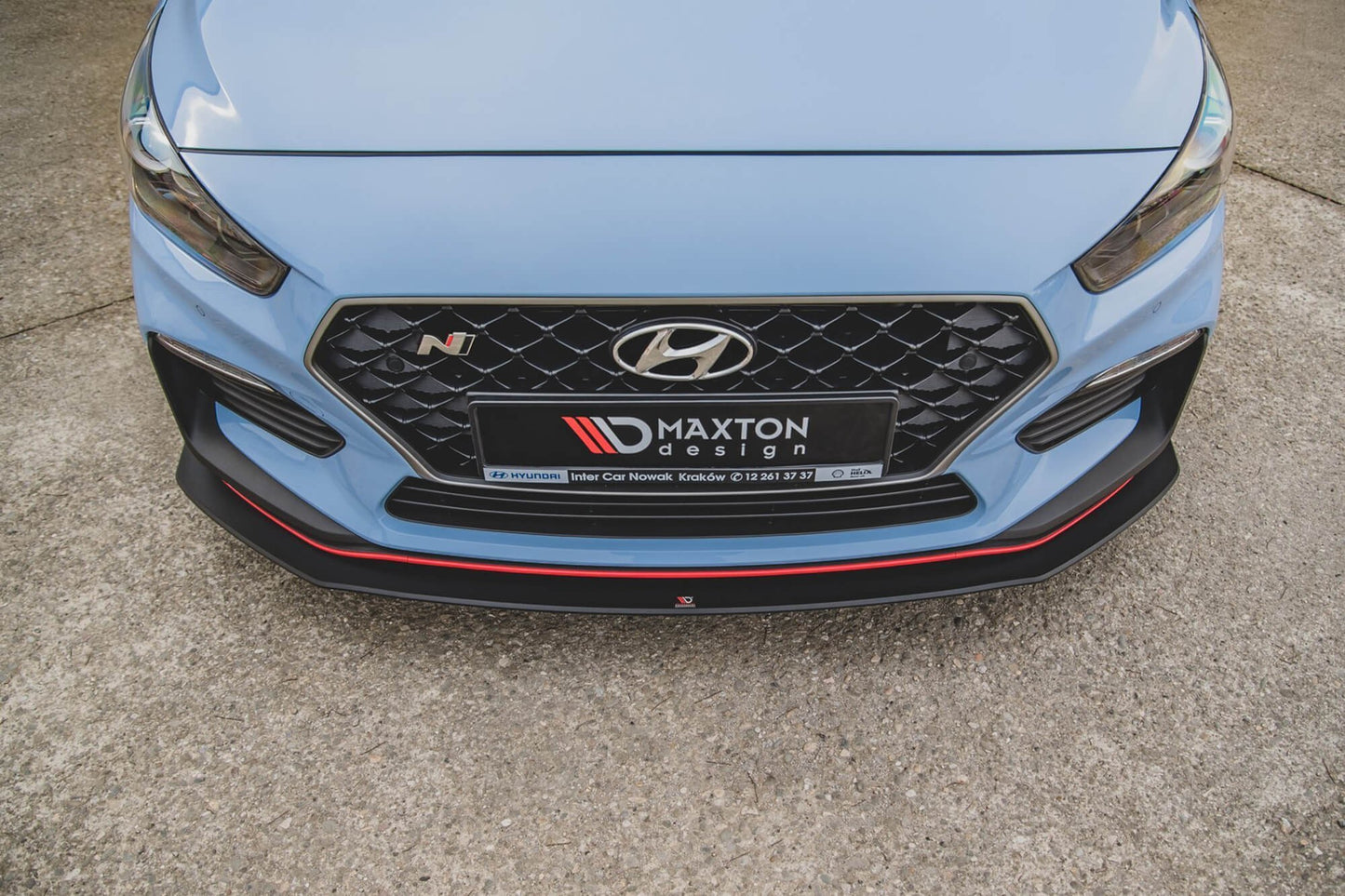 Splitter Maxton Design versiunea 2 tip Racing pentru bara fata N a Hyundai i30 hatchback, fastback (2017-), negru mat