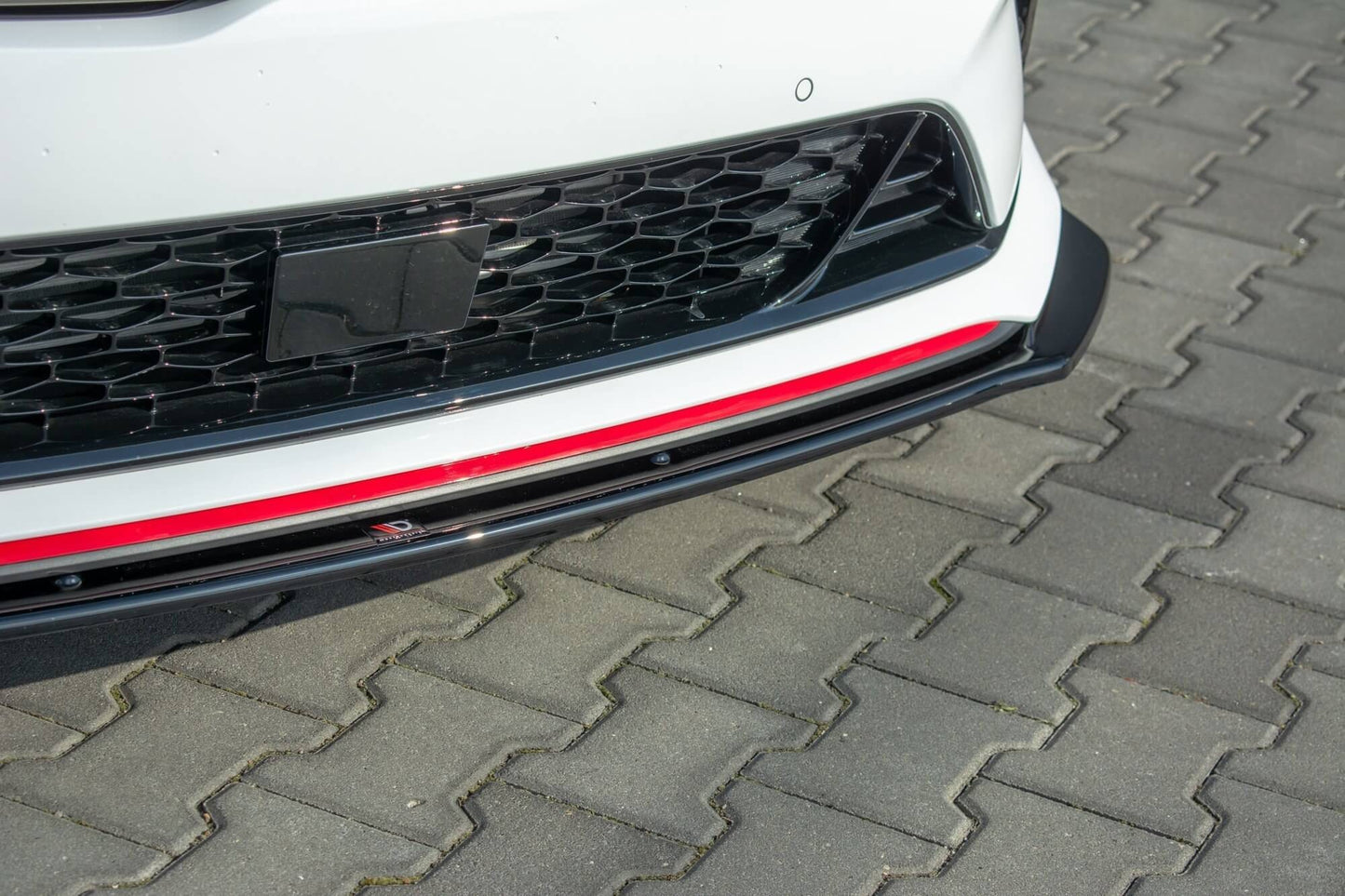 Spoiler Maxton Design versiunea 3 pentru bara fata GT a Kia Pro Ceed (2018-), negru mat