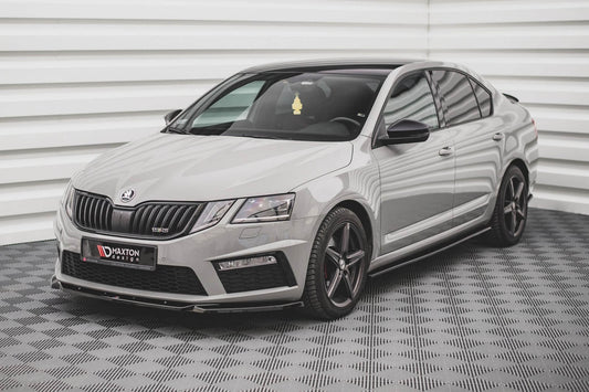 Splitter frontal Maxton Design versiunea 3 pentru bara față RS Skoda Octavia (2016‑2019), negru mat