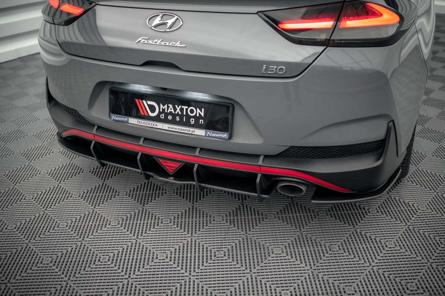 Splitter Maxton Design Street Pro pentru bara fata a Hyundai i30 Fastback N-Line (2020-), negru mat