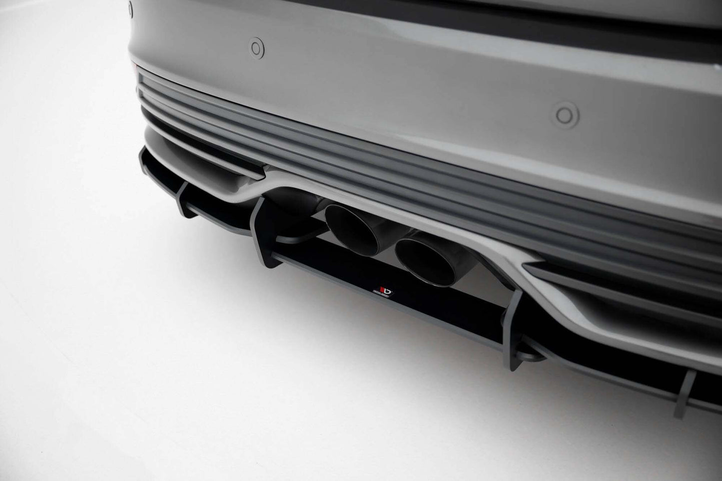 Diffuser Maxton Design tip Street Pro pentru bara spate ST a Ford Focus (2015-2018), negru mat