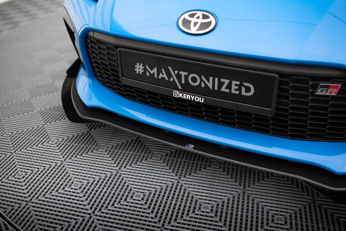Spoiler pentru bara față Maxton Design versiunea 1 pentru Toyota GR86 (după 2021), negru mat