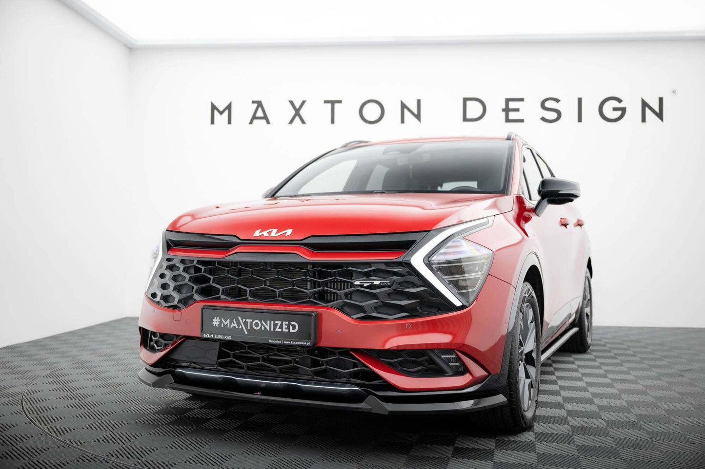 Spoiler Maxton Design versiunea 1 pentru bara față GT-Line Kia Sportage (2021+), negru lucios