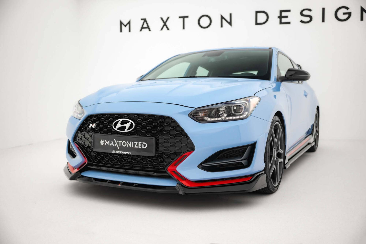 Splitter Maxton Design versiunea 2 pentru bara fata a Hyundai Veloster N (2018-2022), negru lac