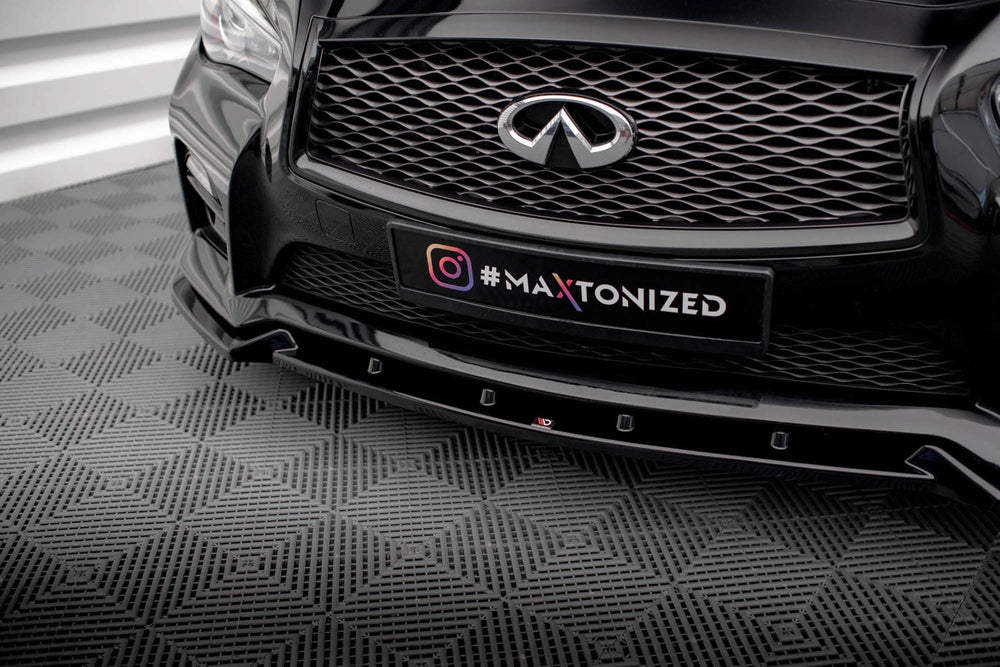 Maxton Design versiunea 2 spoiler bara fata pentru Infiniti Q50 S Mk1 (2013-2016), culoare carbon
