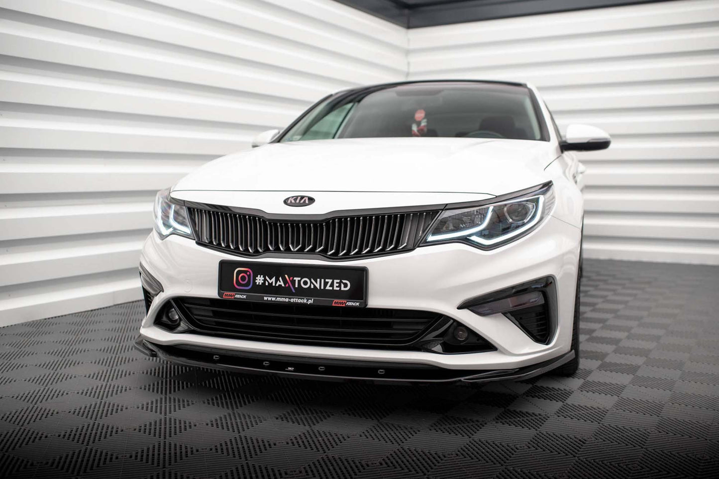 Maxton Design versiune 2 spoiler bară față pentru Kia Optima Mk4 (2018-2020), culoare carbon