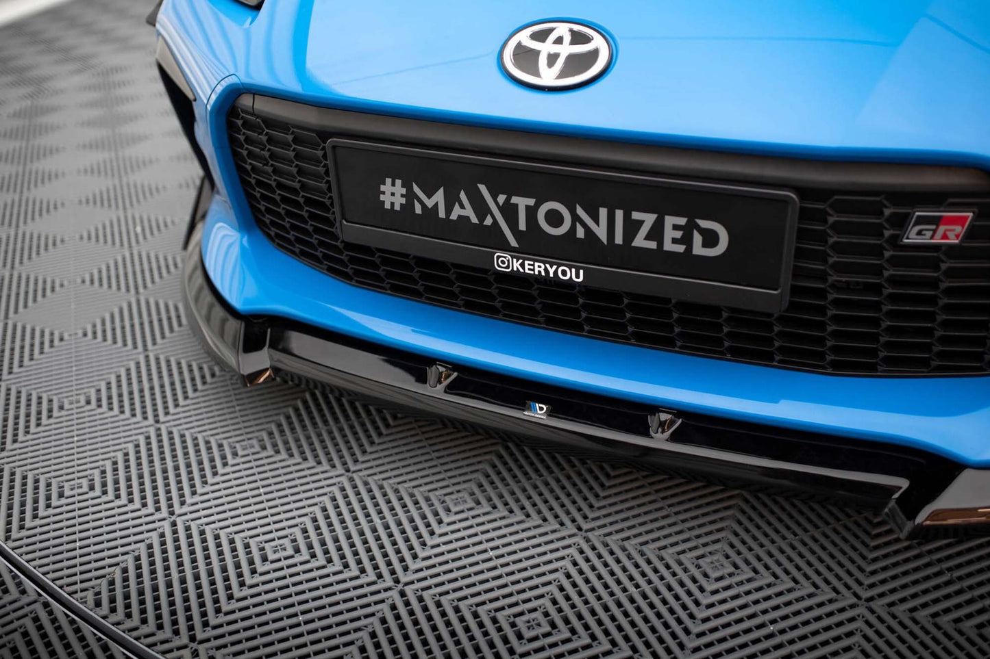 Spoiler pentru bara față Maxton Design versiunea 3 pentru Toyota GR86 (după 2021), lac negru