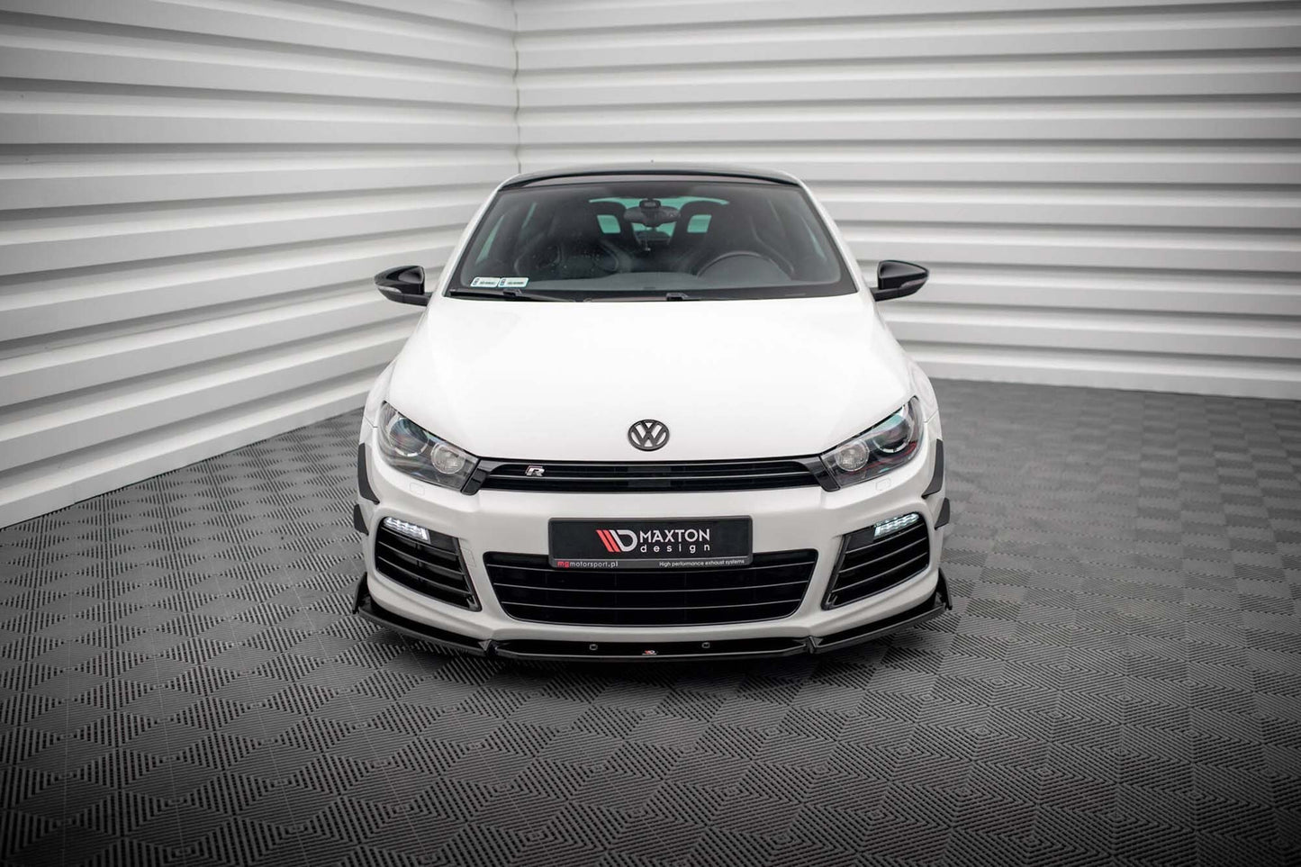 Spoiler bara fata Maxton Design versiunea 3 pentru Volkswagen Scirocco R (2008-2014), lac negru