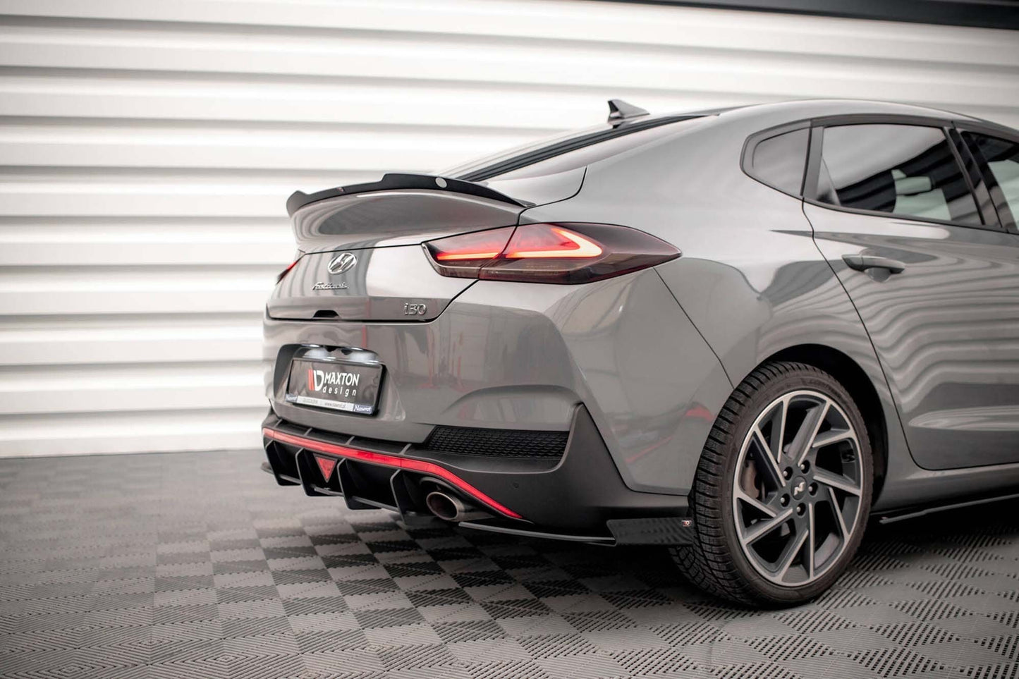 Spoiler portbagaj Maxton Design pentru Hyundai i30 Fastback N-Line (2020-), negru lac