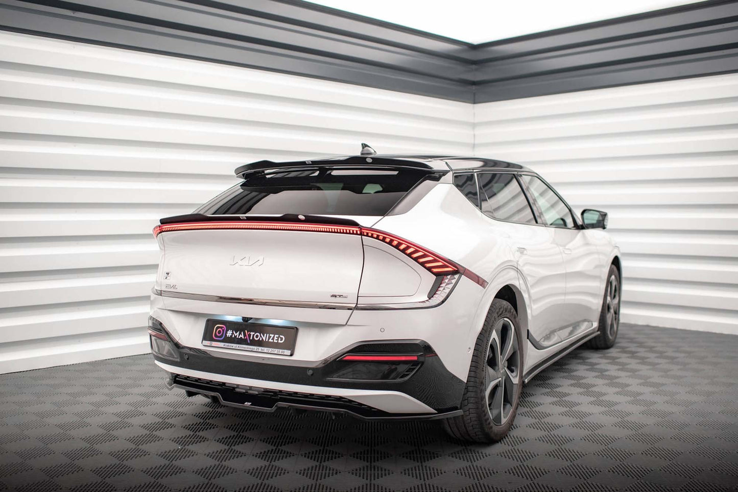 Spoiler portbagaj Maxton Design pentru Kia EV6 GT-Line MK1 (2021-), negru lucios