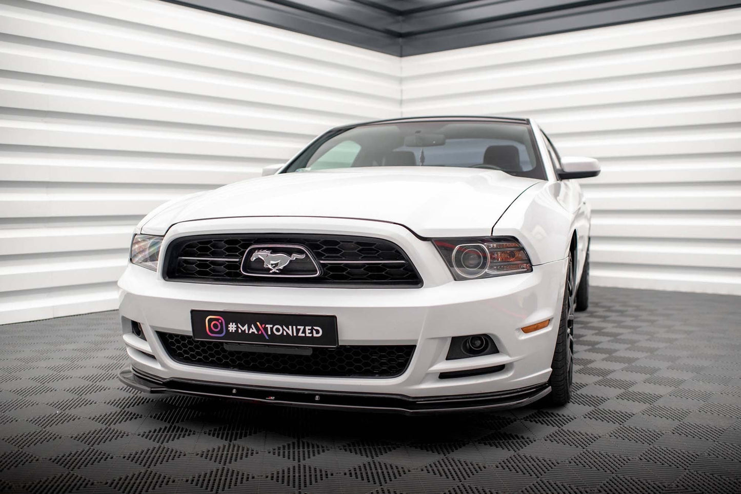 Spoiler portbagaj Maxton Design pentru Ford Mustang Mk5 (2009-2014), negru lucios