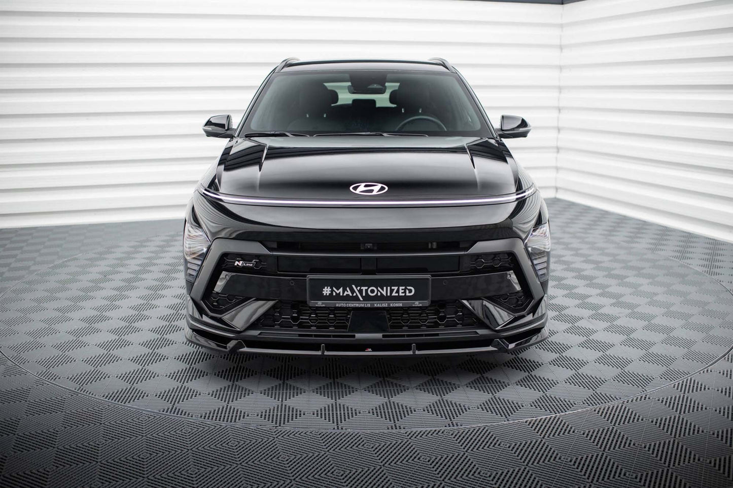 Splitter Maxton Design pentru bara fata a Hyundai Kona N-Line (2022-), negru lac