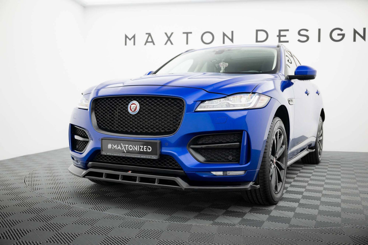Maxton Design spoiler bara fata pentru Jaguar F-Pace R-Sport (2016-2020), lac negru