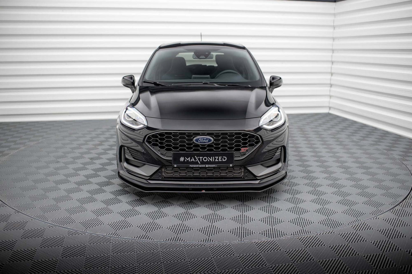 Maxton Design spoiler pentru bara fata ST a Ford Fiesta după 2021, mat negru