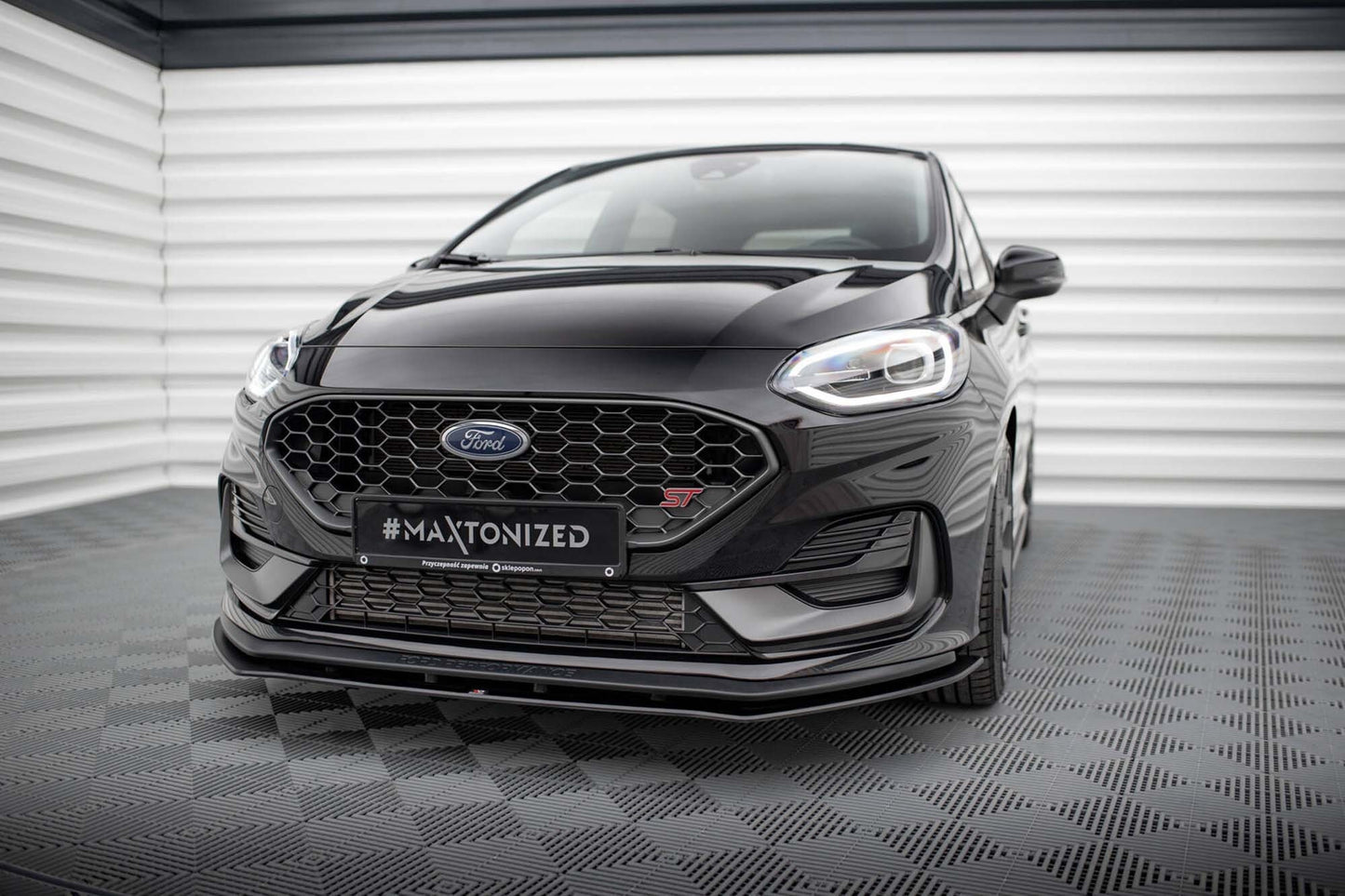 Maxton Design spoiler pentru bara fata ST a Ford Fiesta după 2021, mat negru
