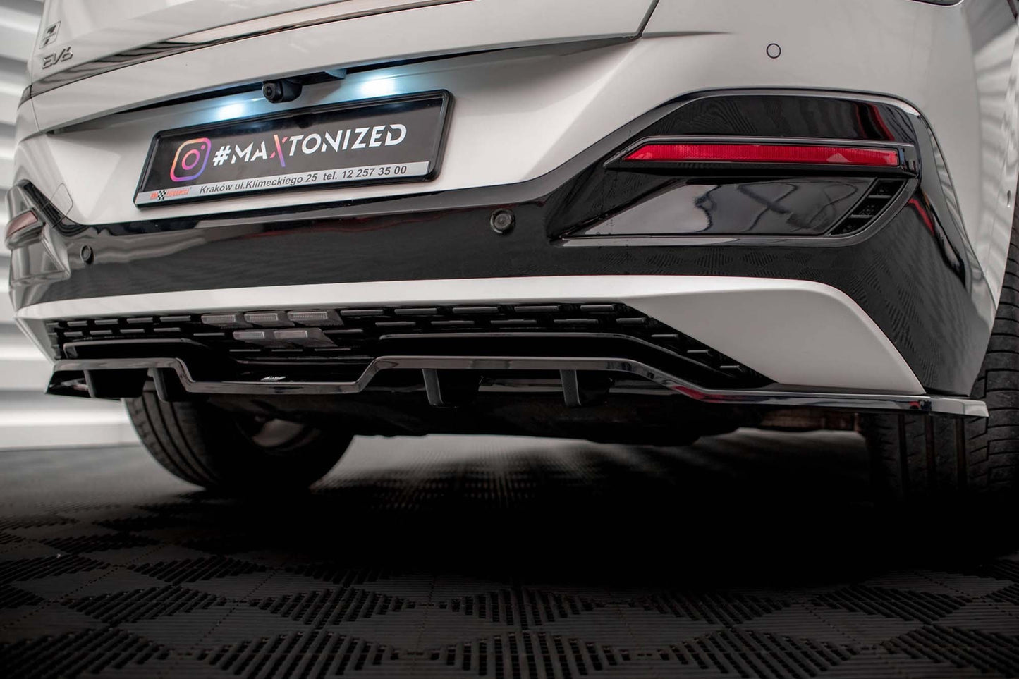 Maxton Design spoiler spate bară pentru Kia EV6 GT-Line MK1 (2021+), aspect carbon