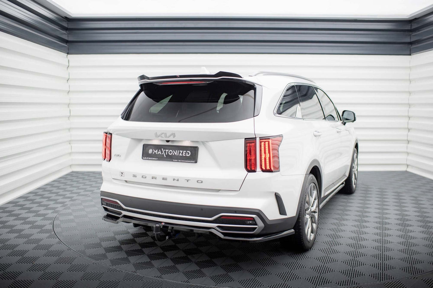 Maxton Design spoiler bară spate pentru Kia Sorento (2020-2023), lac negru
