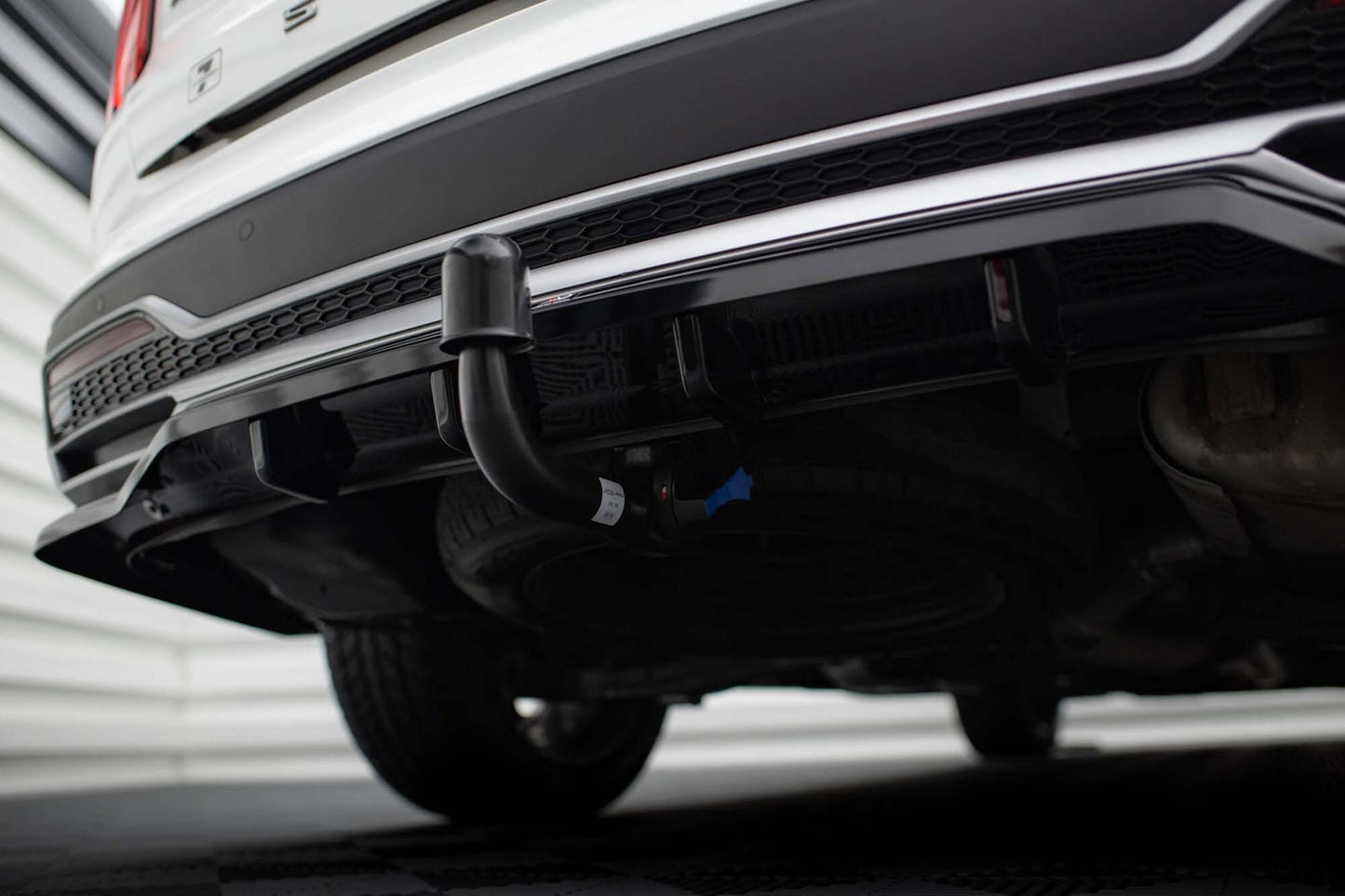 Maxton Design spoiler bară spate pentru Kia Sorento (2020-2023), lac negru